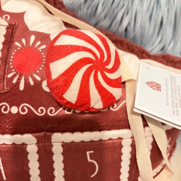 Advent Calendar, Gingerbread House, Pillow, Plush, Sofa Cushion, NEW, With Tags - Picture 8 of 12